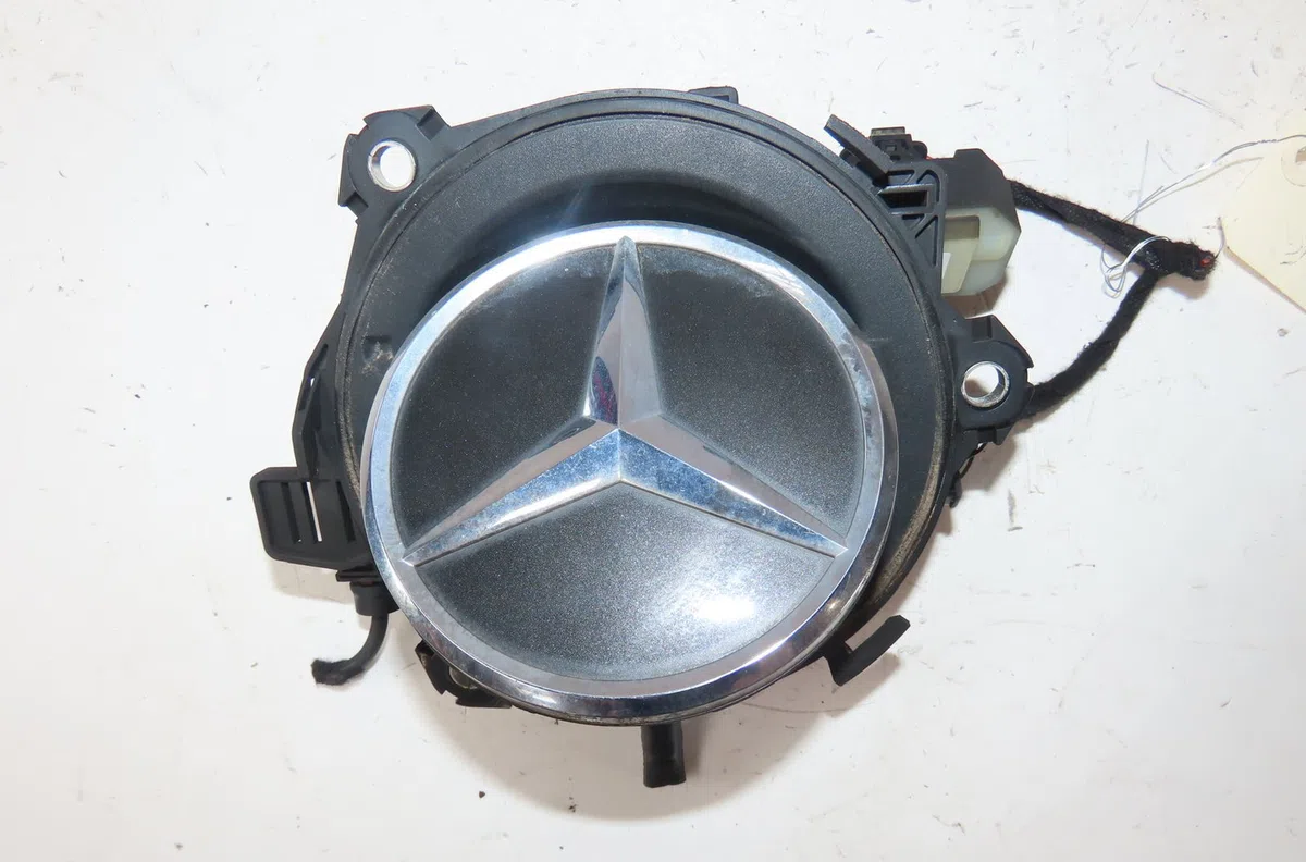 Camera de stationnement ar Mercedes-benz GLC Coupe (C253) 220 d 4-matic (253.315) (2019) 5 portes occasion — photo 2