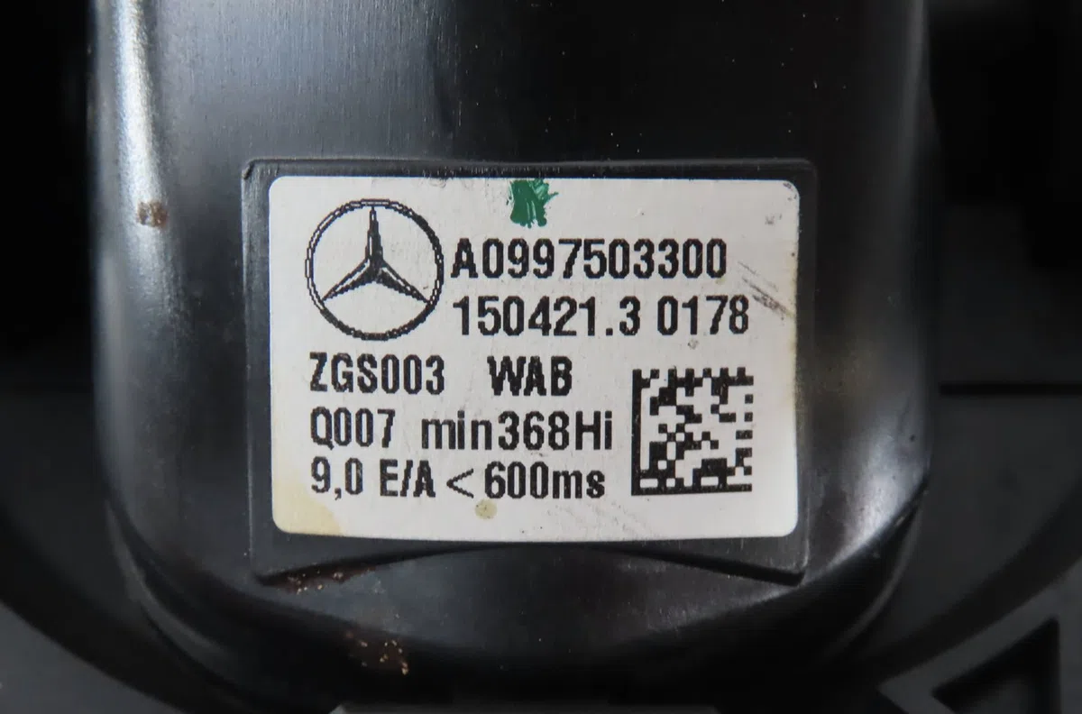 Camera de stationnement ar Mercedes-benz GLC Coupe (C253) 220 d 4-matic (253.315) (2019) 5 portes occasion — photo 3