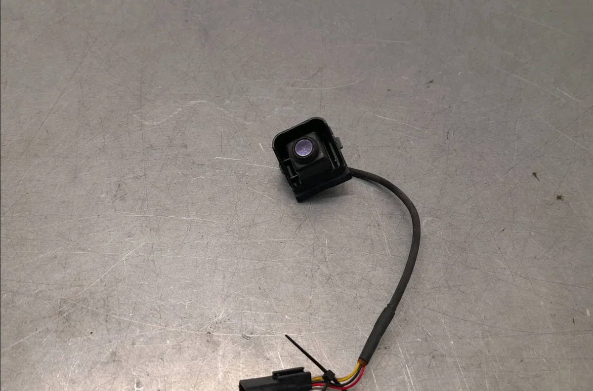Camera de stationnement ar Renault CLIO IV Grandtour (KH_) 1.5 dci 90 (khn3, khn4) (2012) 5 portes occasion