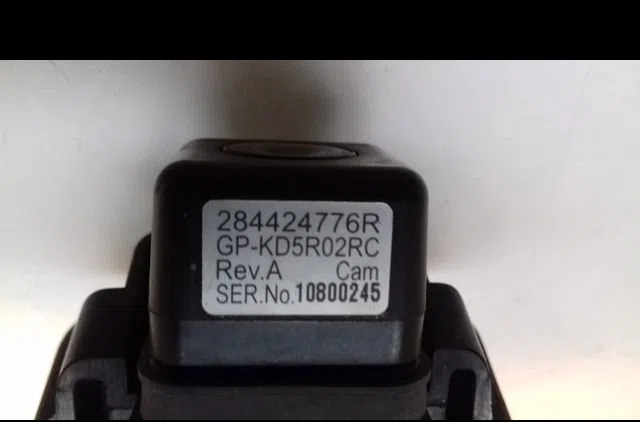 Camera de stationnement ar Renault LATITUDE (L70_) 2.0 dci 150 (l70h) (2011) occasion — photo 2