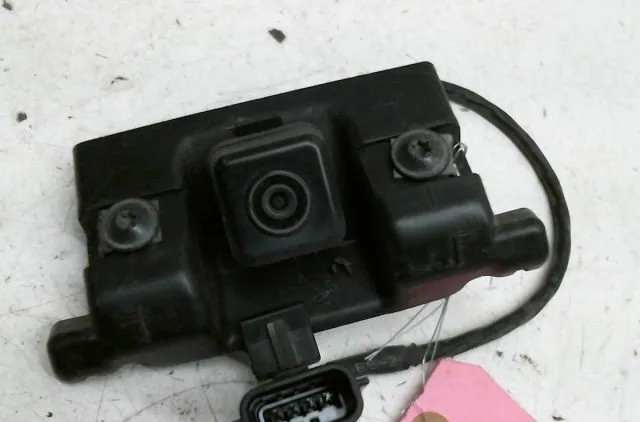 Camera de stationnement ar Renault MEGANE III Coupé (DZ0-1_) 2.0 r.s. (2008) occasion