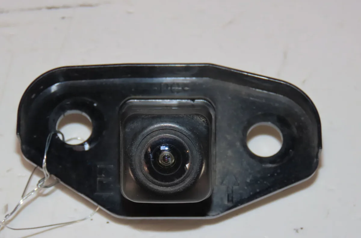 Camera de stationnement ar Toyota COROLLA 3-5 portes (_E21_) 1.8 hybrid (zwe211) (2018) 5 portes occasion