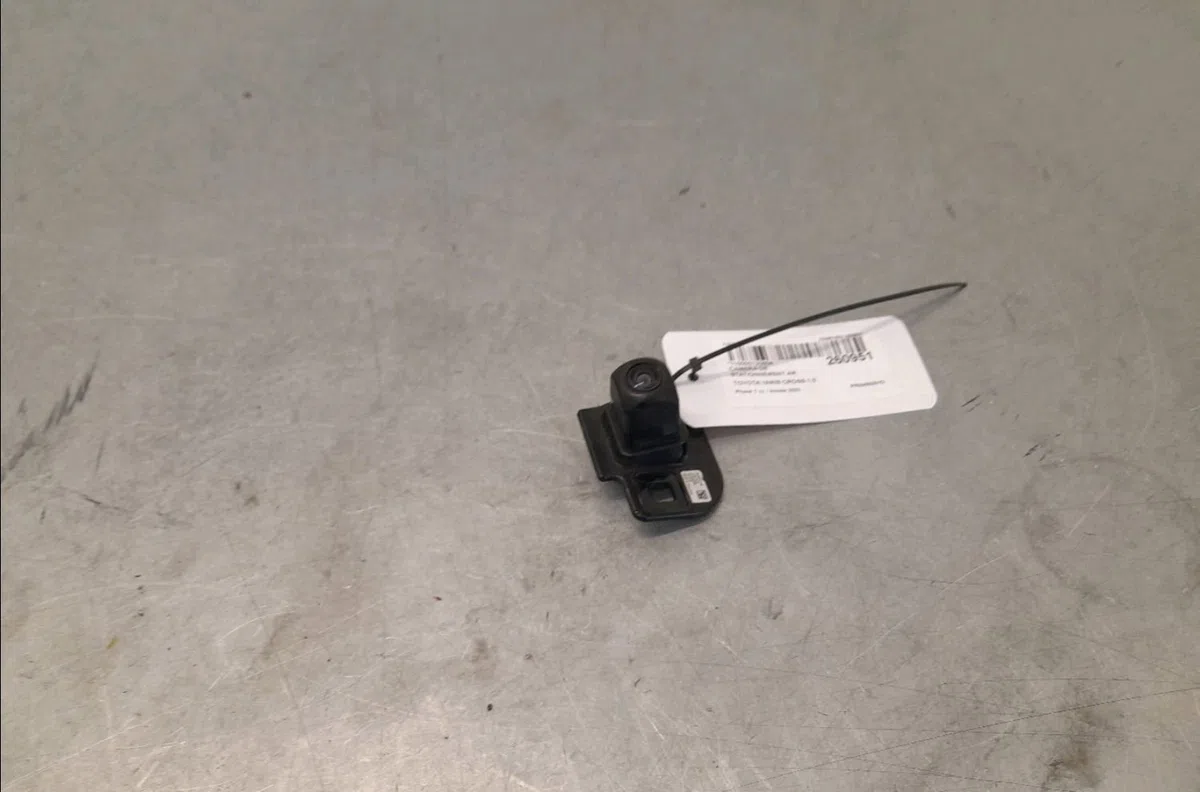 Camera de stationnement ar Toyota YARIS CROSS (MXP_) 1.5 hybrid (mxpj10) (2020) occasion