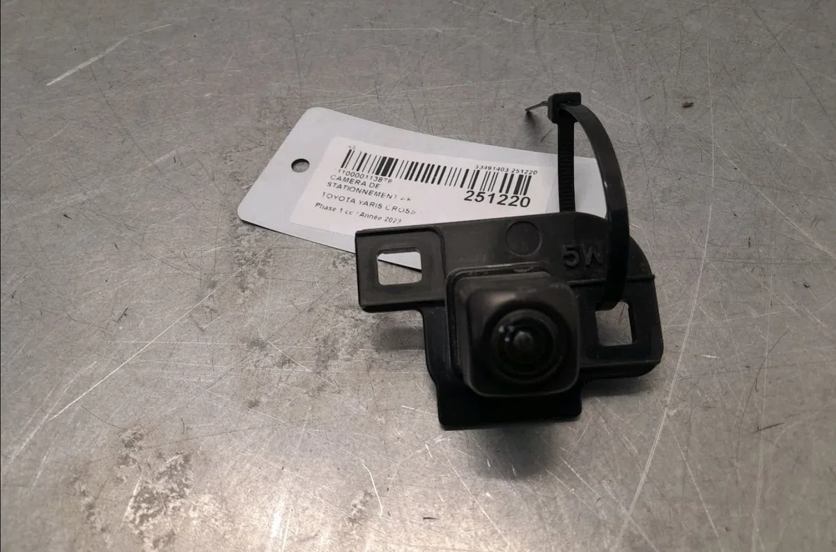 Camera de stationnement ar Toyota YARIS CROSS (MXP_) 1.5 hybrid traction intégrale (mxpj15) (2020) 5 portes occasion — photo 3