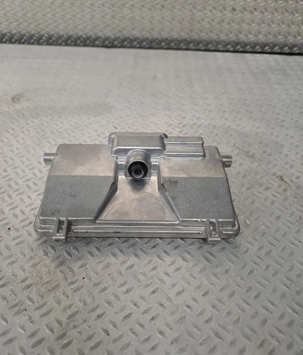 Camera de stationnement ar VOLKSWAGEN GOLF 7 PHASE 2 occasion — photo 2