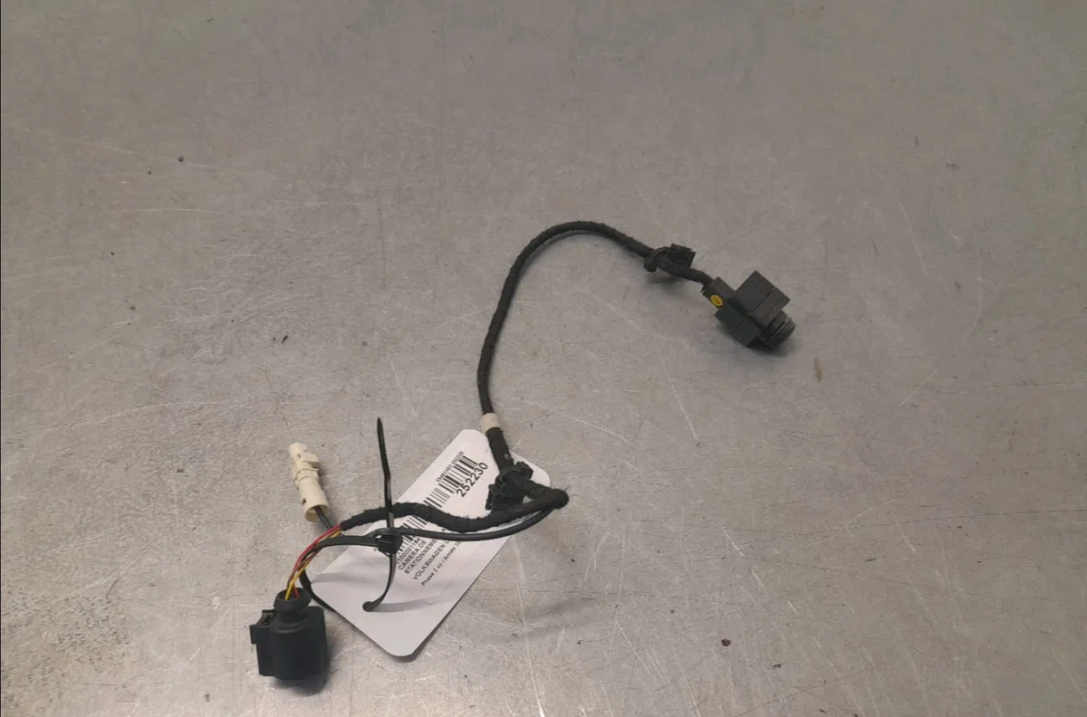 Camera de stationnement ar Volkswagen UP! (121, 122, BL1, BL2, BL3, 123) 1.0 (2011-2020) 5 portes occasion — photo 2