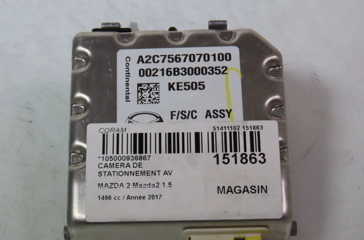 Camera de stationnement av Mazda 2 (DL, DJ) 1.5 skyactiv-g (djlfs) (2014) occasion — photo 2