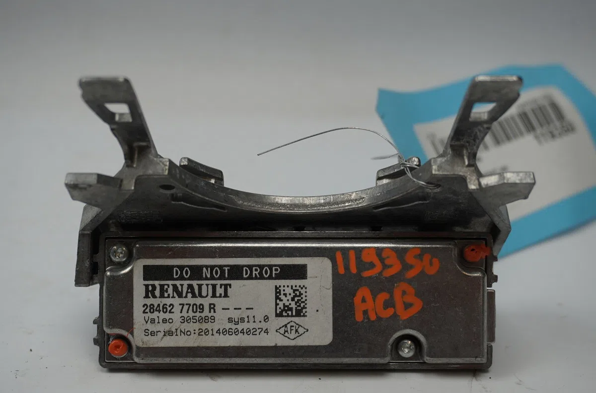 Camera de stationnement av Renault SCÉNIC III (JZ0-1_) 1.2 tce (jz16) (2013) occasion — photo 4