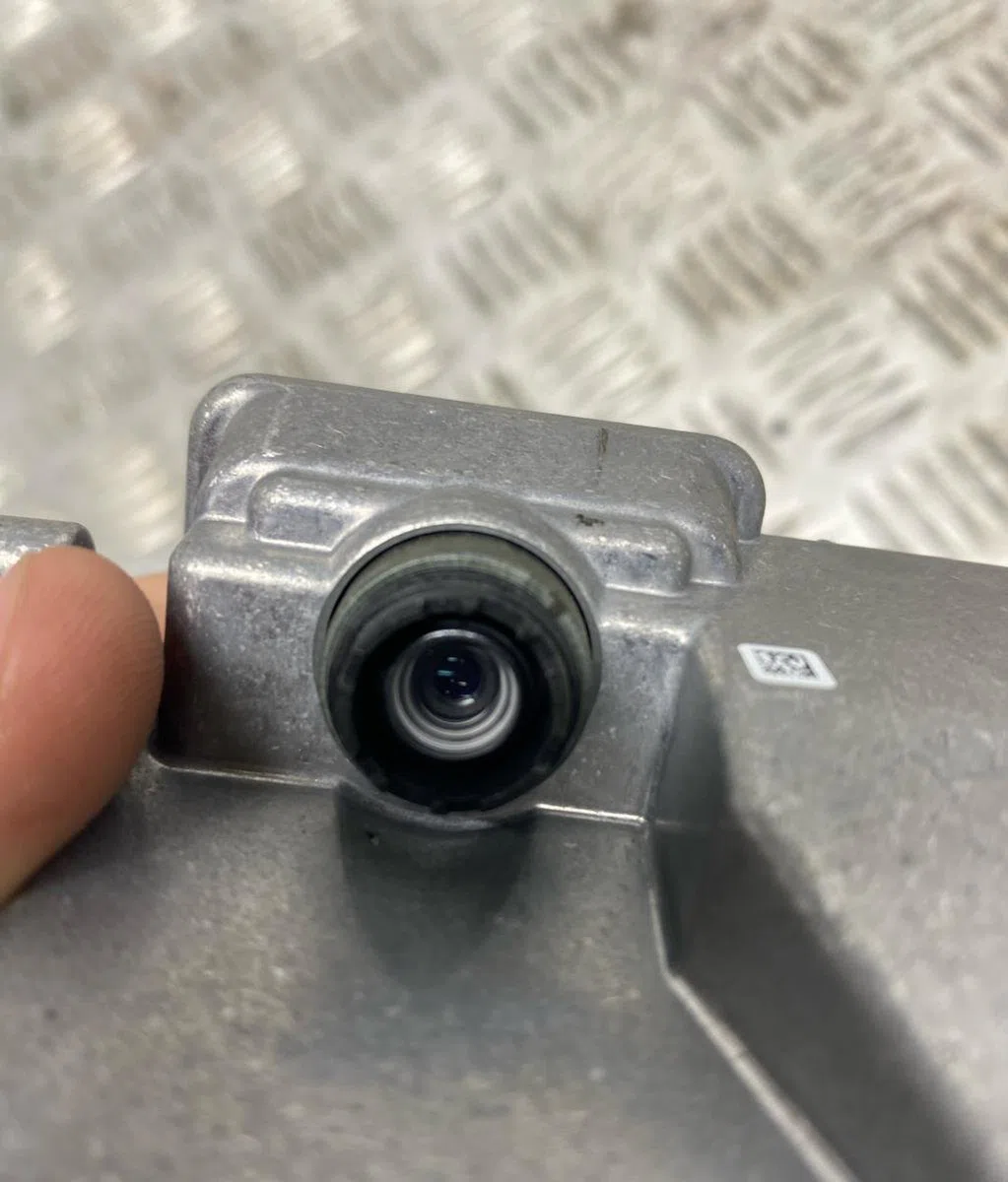 Camera de stationnement av VOLKSWAGEN GOLF 7 PHASE 1 occasion — photo 4