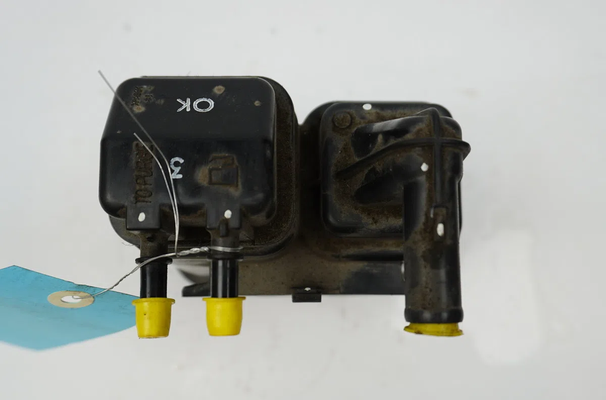 Canister  Opel KARL (C16) 1.0 (2015-2018) occasion