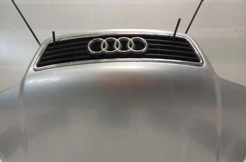 Capot AUDI A6 2 PHASE 1 occasion — photo 4