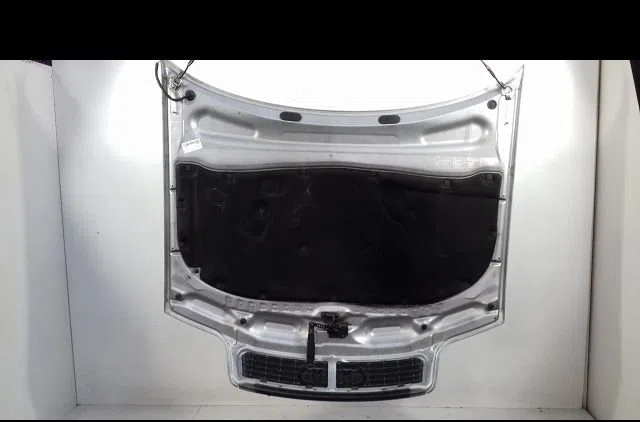 Capot Audi A6 C5 Avant (4B5) 1.9 tdi (1998-2001) occasion — photo 2