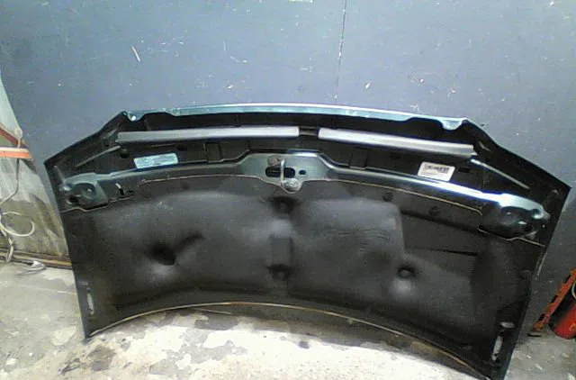 Capot Chrysler VOYAGER - GRAND VOYAGER III (GS_, NS_) 2.5 td (1995-2001) occasion — photo 3