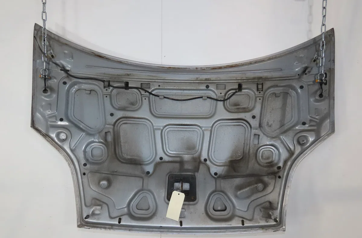 Capot Ford FIESTA V (JH_, JD_) 1.4 tdci (2001-2008) 5 portes occasion — photo 2