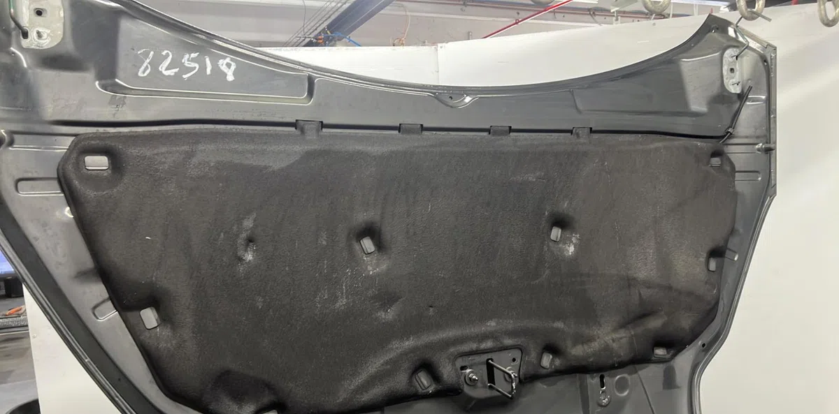 Capot FORD FOCUS 3 PHASE 1 occasion — photo 4