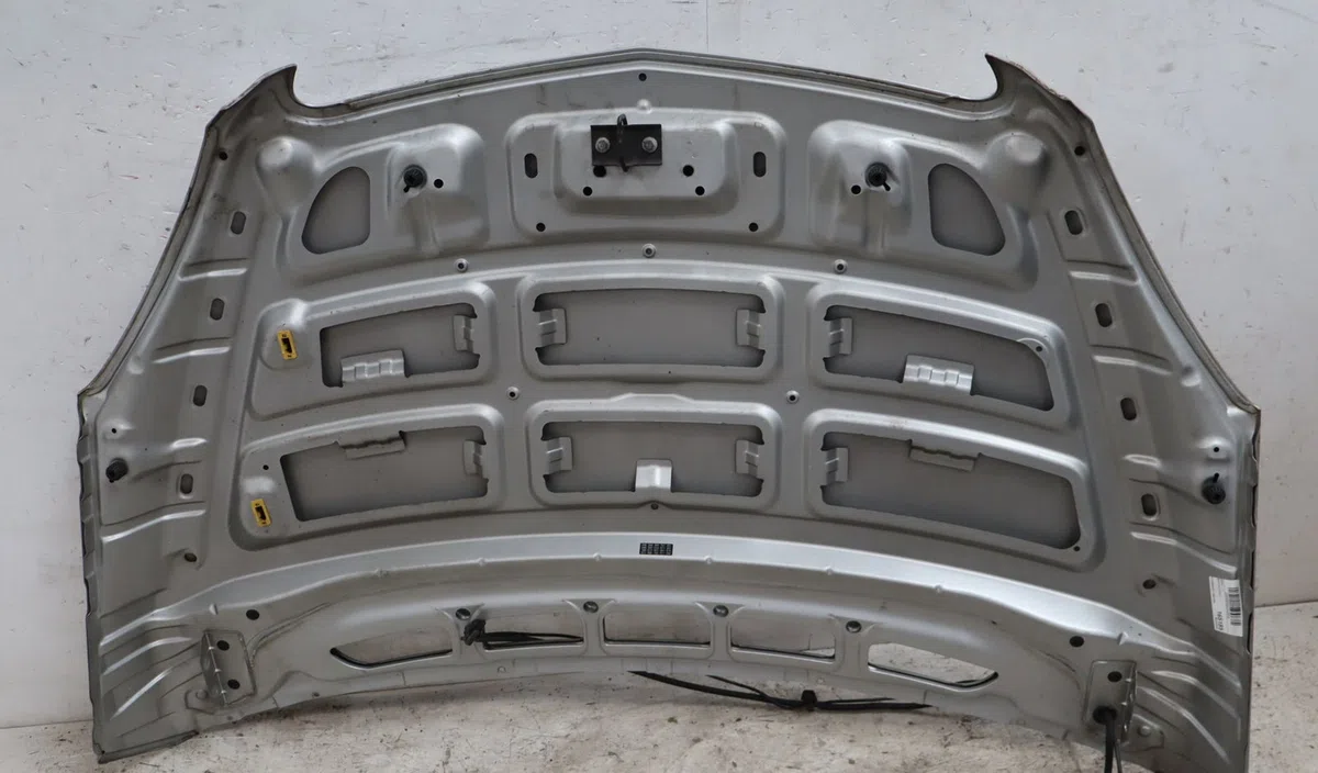Capot Mercedes-benz CLASSE B Sports Tourer (W245) B 180 cdi (245.207) (2005-2011) 5 portes occasion