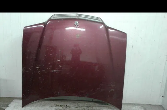 Capot Mercedes-benz CLASSE C (W202) C 220 d (202.121) (1993-2000) occasion — photo 3
