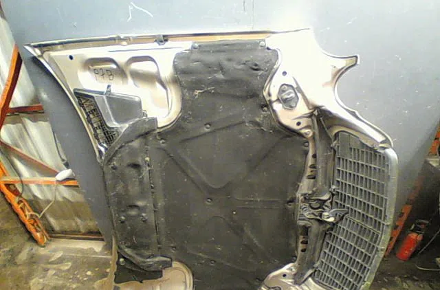 Capot Mercedes-benz CLASSE E (W210) E 270 cdi (210.016) (1999-2002) occasion