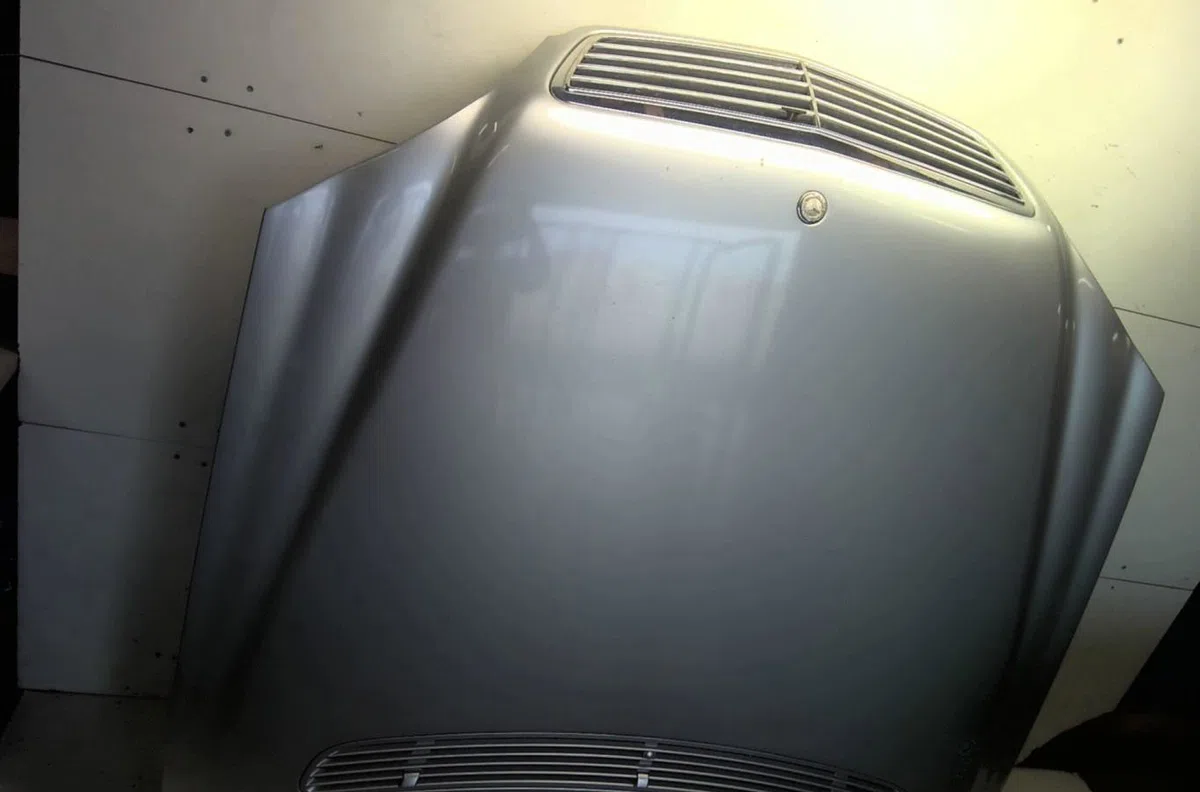 Capot Mercedes-benz CLASSE S (W220) S 320 cdi (220.026, 220.126) (1999-2002) occasion — photo 2