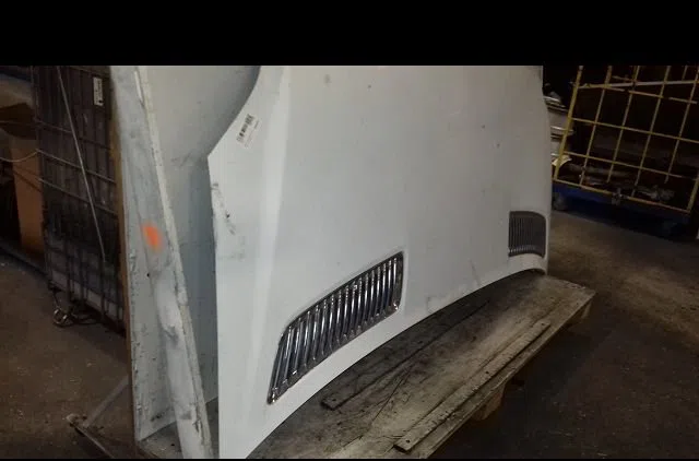 Capot Mercedes-benz SPRINTER 3-t Camionnette (B906) 215 cdi (906.611, 906.613) (2006-2009) occasion — photo 2