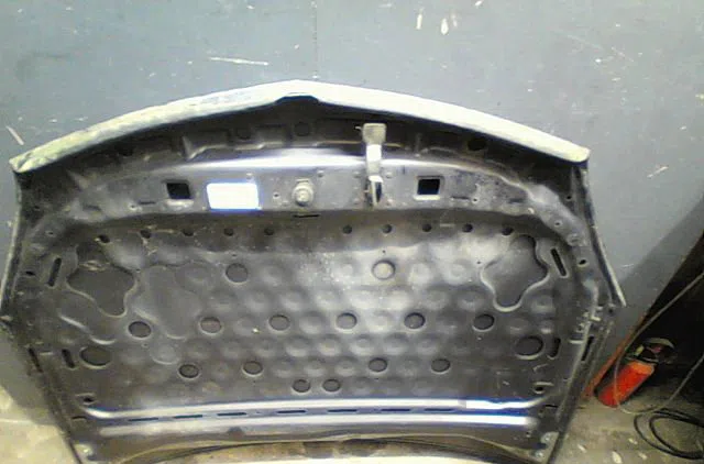 Capot Opel ASTRA H (A04) 1.6 (l48) (2004-2010) occasion — photo 3