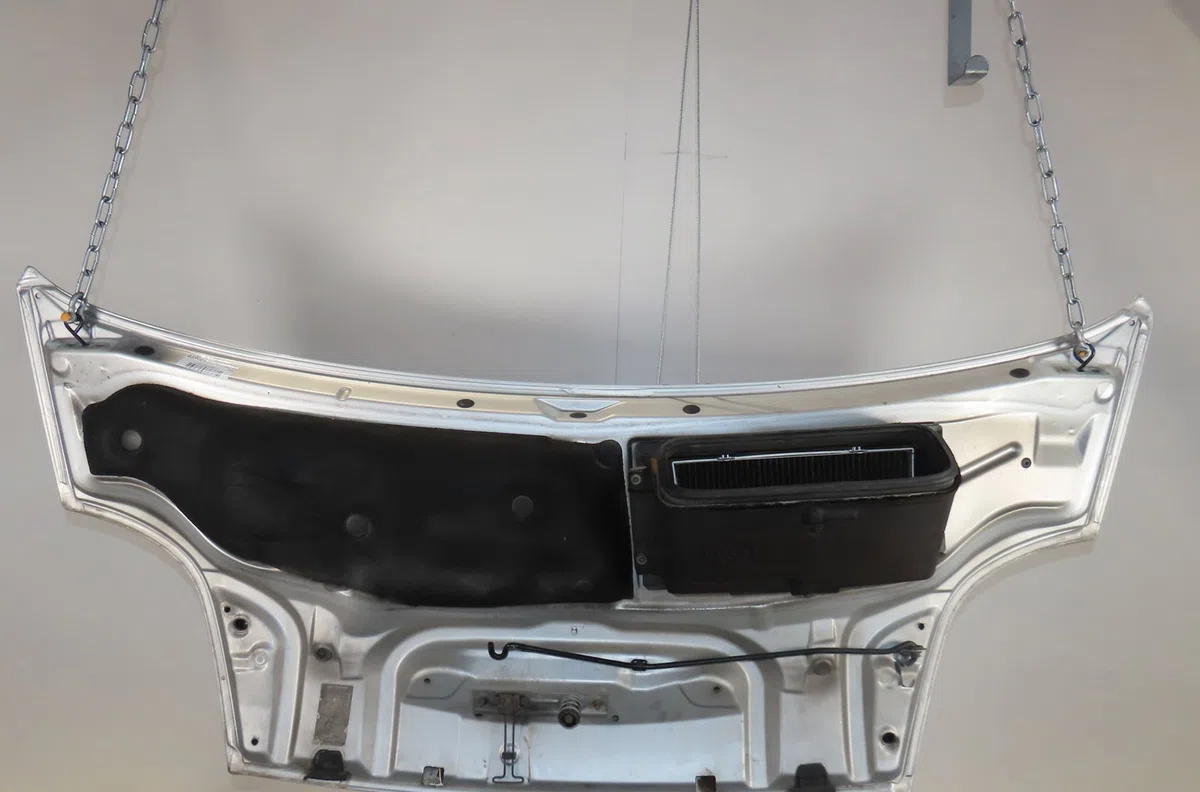 Capot Opel VIVARO A Fourgon (X83) 1.9 dti (f7) (2001-2014) occasion — photo 2