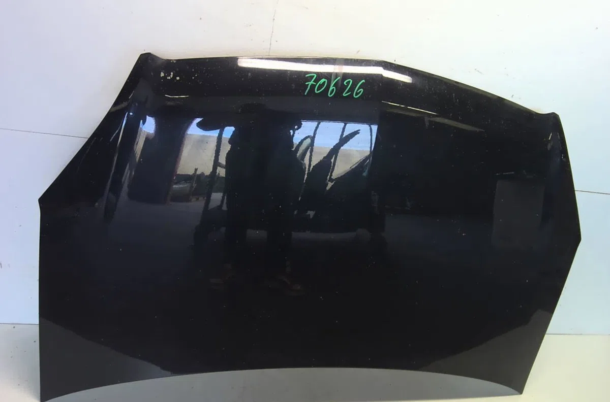 Capot Opel ZAFIRA - ZAFIRA FAMILY B (A05) 1.9 cdti (m75) (2005-2015) occasion — photo 2