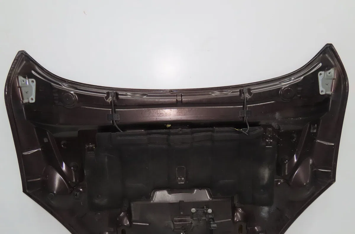 Capot Renault MEGANE III 3-5 portes (BZ0-1_, B3_) 1.5 dci (bz09, bz0d, bz1w, bz29, bz14) (2009) 5 portes occasion — photo 2