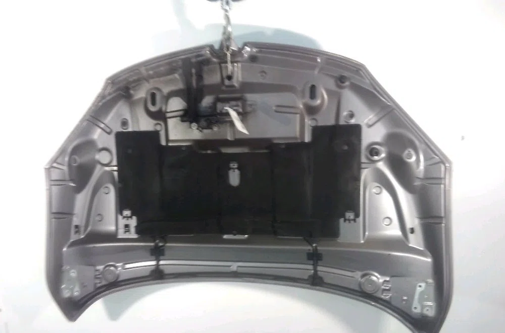 Capot Renault MEGANE III 3-5 portes (BZ0-1_, B3_) 1.6 dci (bz00, bz12, bz13) (2011-2015) 5 portes occasion — photo 2