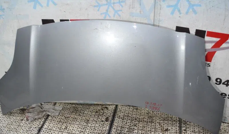 Capot TOYOTA YARIS 2 PHASE 1 occasion
