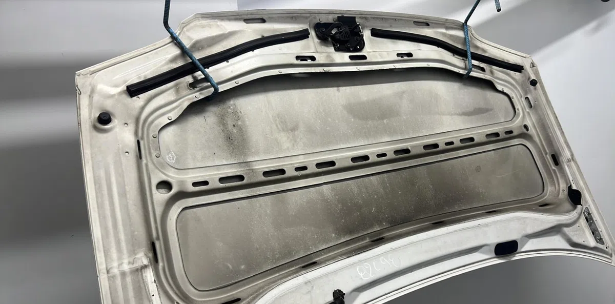 Capot VOLKSWAGEN CADDY 3 PHASE 1 occasion