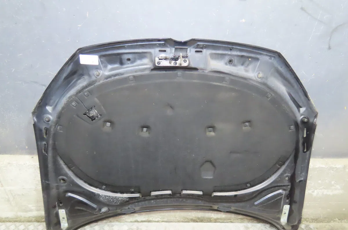 Capot Volkswagen PASSAT B7 Variant (365) 1.6 tdi (2010-2014) occasion — photo 2