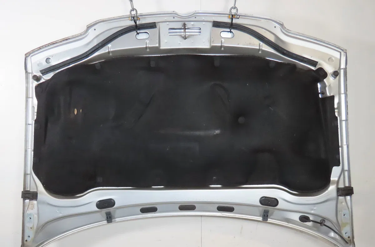 Capot Volkswagen POLO (6N2) 1.4 16v (1999-2001) occasion
