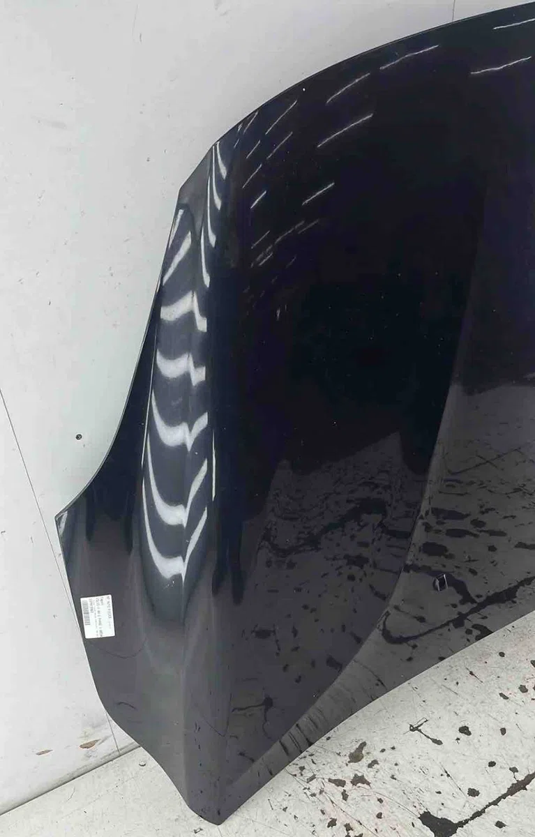 Capot VOLVO V 40 2 PHASE 1 BREAK occasion — photo 2