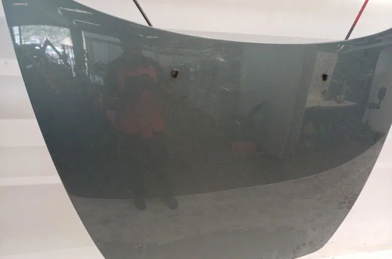 Capot VOLVO V 50 PHASE 1 BREAK occasion — photo 2