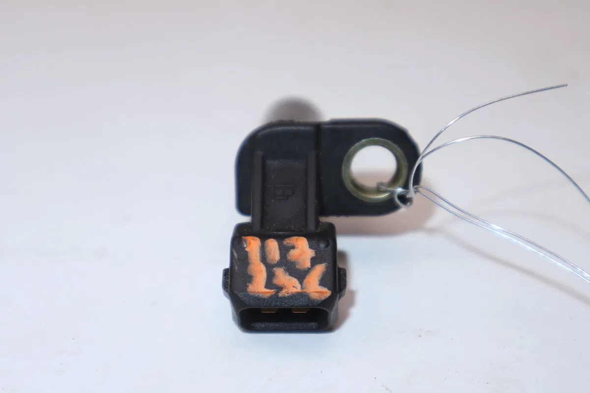 Capteur pmh Ford FIESTA IV (JA_, JB_) 1.3 i (1995-2002) occasion — photo 3