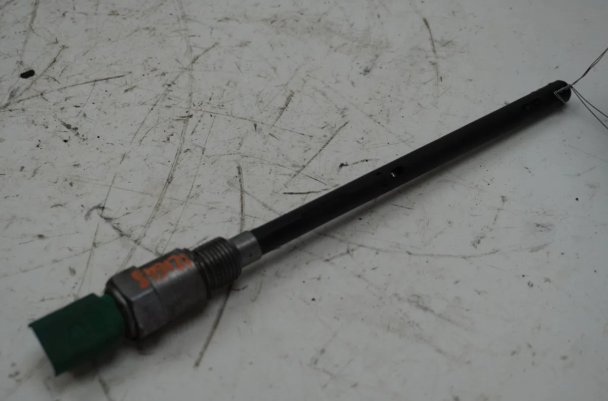 Capteur pression huile Peugeot 207-207 (WA_, WC_) 1.4 16v (2006-2013) 3 portes occasion — photo 3