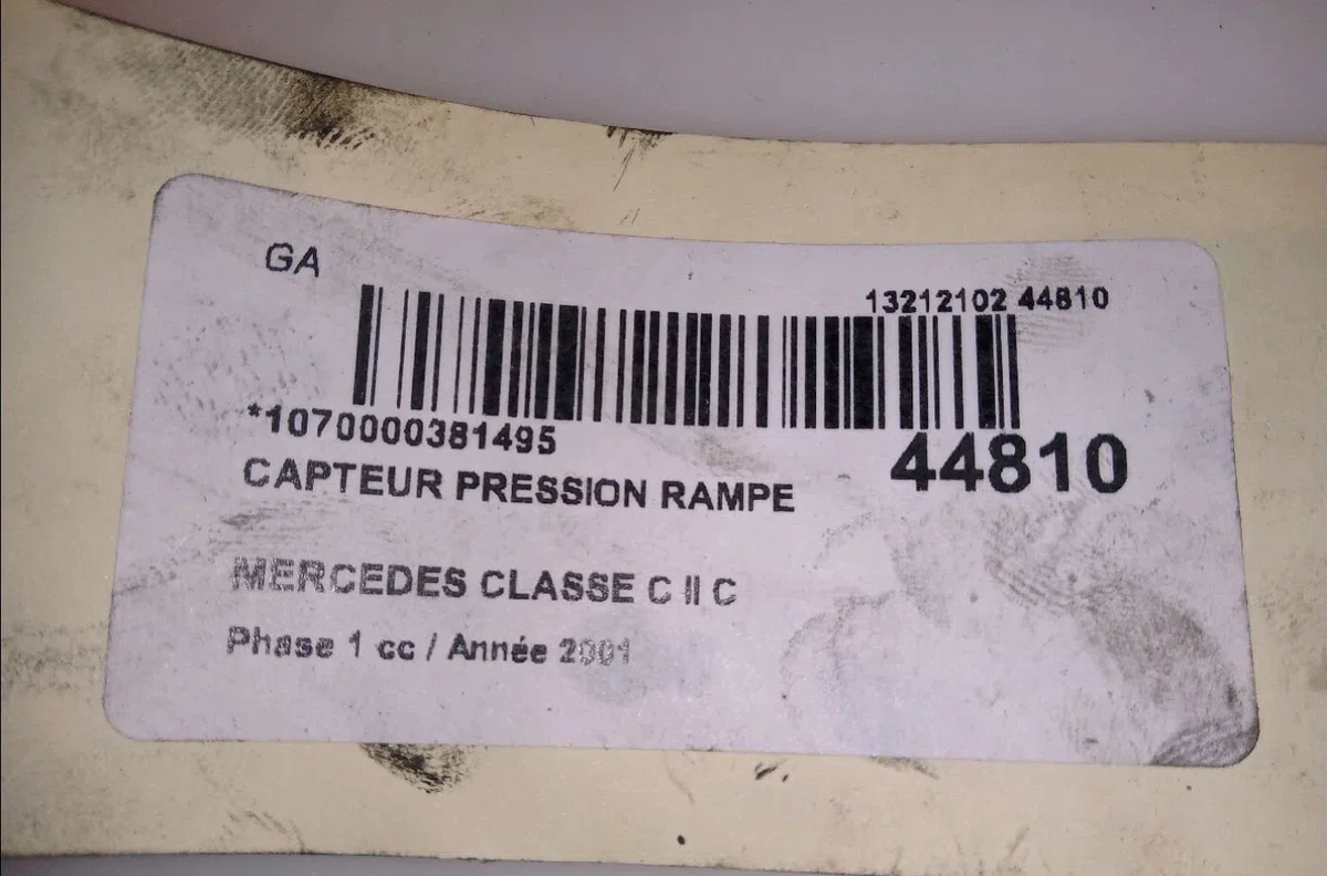 Capteur pression rampe  Mercedes-benz CLASSE C (W203) C 220 cdi (203.006) (2000-2007) 4 portes occasion