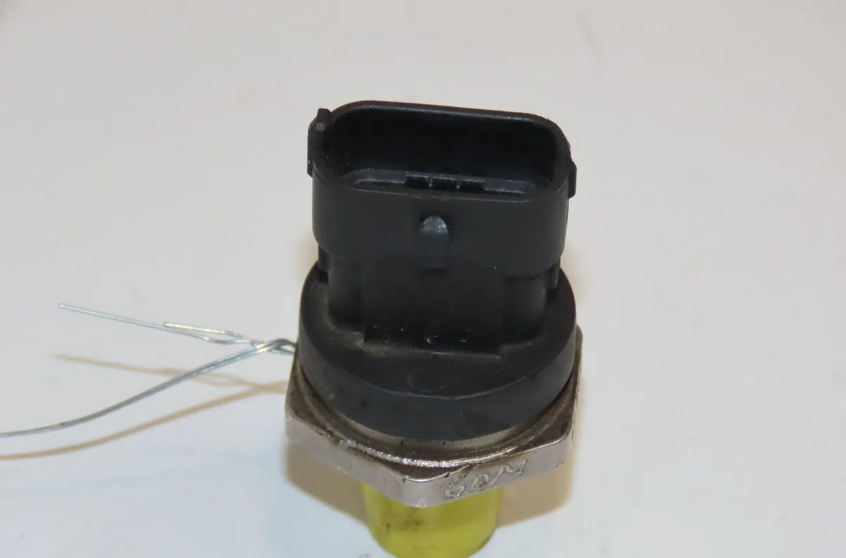 Capteur pression rampe Renault GRAND SCÉNIC II (JM0-1_) 1.9 dci (jm14) (2004-2008) occasion