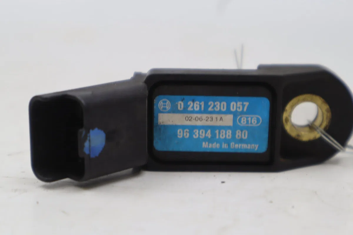 Capteur pression turbo Citroen XSARA PICASSO (N68) 1.8 16v (2000-2005) occasion — photo 2