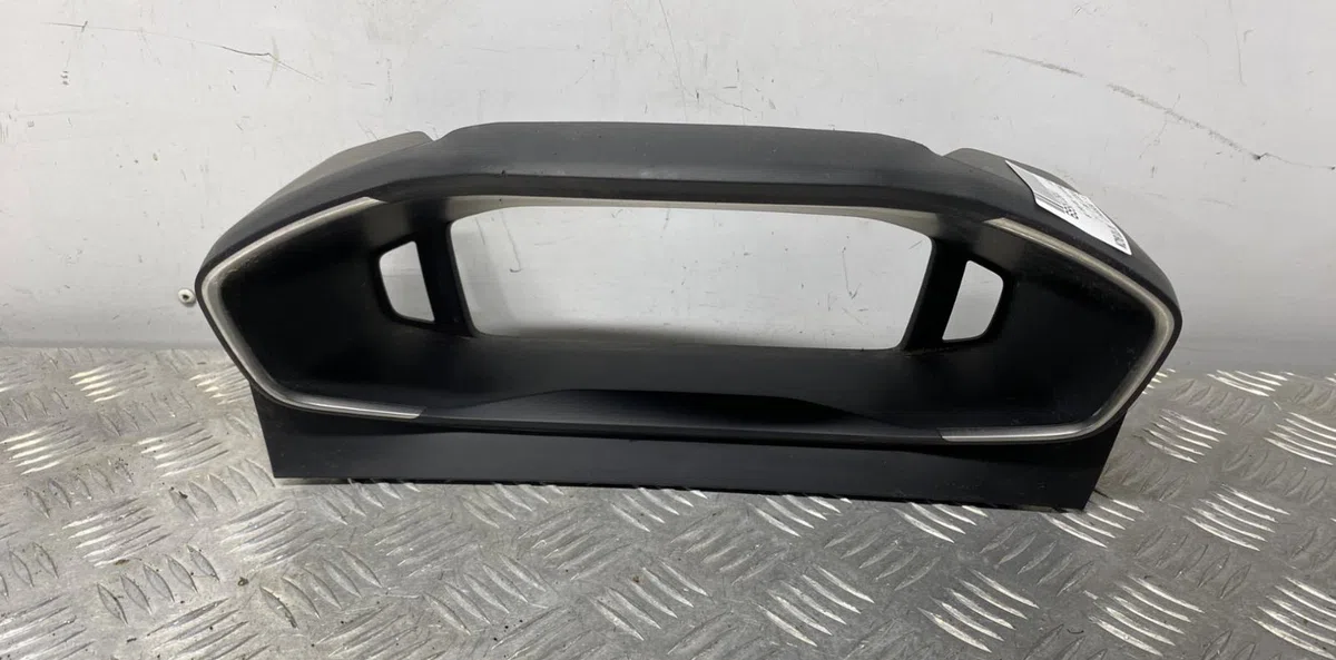 Casquette supérieure tableau de bord PEUGEOT 208 2 occasion — photo 2
