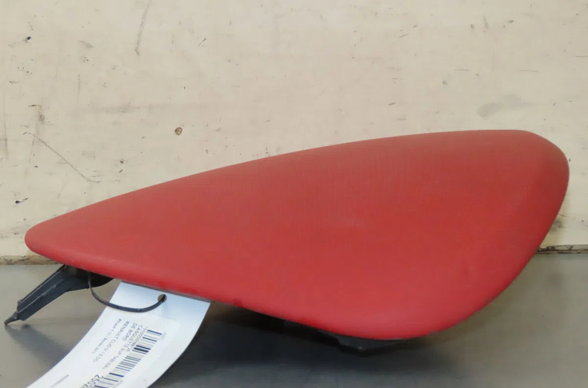 Casquette supérieure tableau de bord Renault CLIO IV Grandtour (KH_) 1.5 dci 90 (khn3, khn4) (2012) 5 portes occasion — photo 3