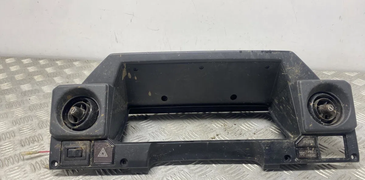 Casquette supérieure tableau de bord TOYOTA LAND CRUISER 2 J70 PHASE 1 occasion