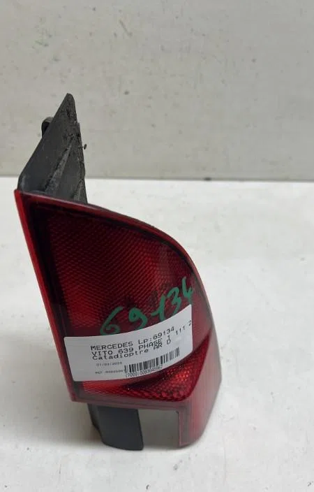 Catadioptre ard Mercedes-benz VITO - MIXTO Camionnette (W639) 111 cdi (639.601, 639.603) (2007) occasion — photo 2