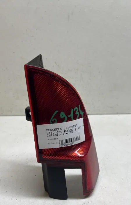 Catadioptre ard Mercedes-benz VITO - MIXTO Camionnette (W639) 111 cdi (639.601, 639.603) (2007) occasion — photo 3