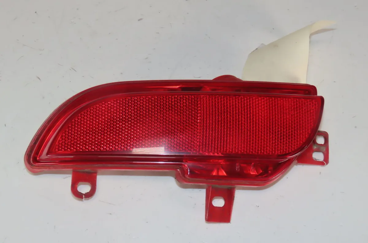 Catadioptre ard Peugeot 206 (2L_, 2M_) 1.4 hdi eco 70 (2009-2013) 5 portes occasion