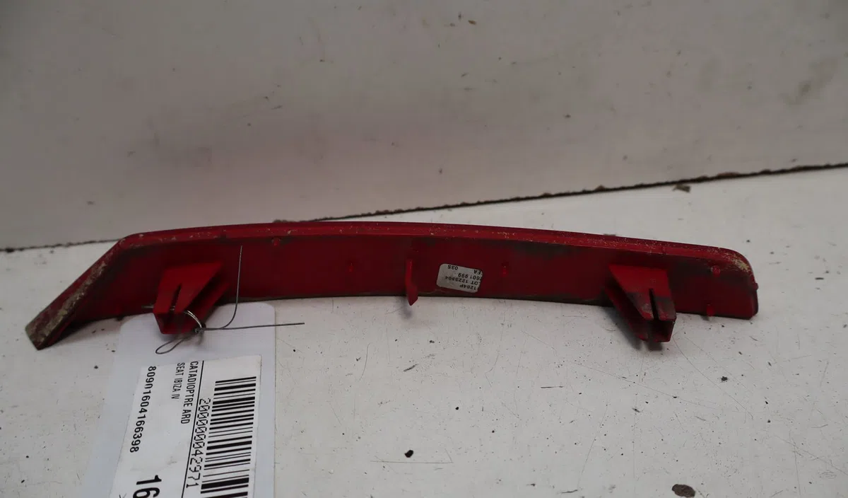 Catadioptre ard Seat IBIZA IV (6J5, 6P1) 1.2 tsi (2010-2012) occasion — photo 3