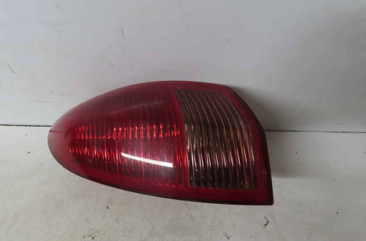 Catadioptre arg ALFA ROMEO 147 occasion — photo 3
