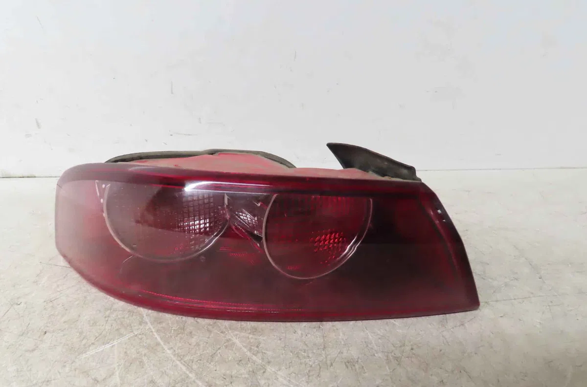 Catadioptre arg ALFA ROMEO 159 occasion — photo 2