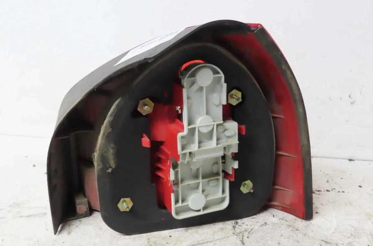 Catadioptre arg AUDI A3 I occasion — photo 2